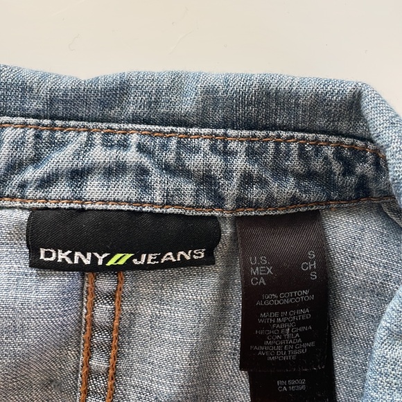 DKNY Jean Jacket Blazer - Picture 2 of 4